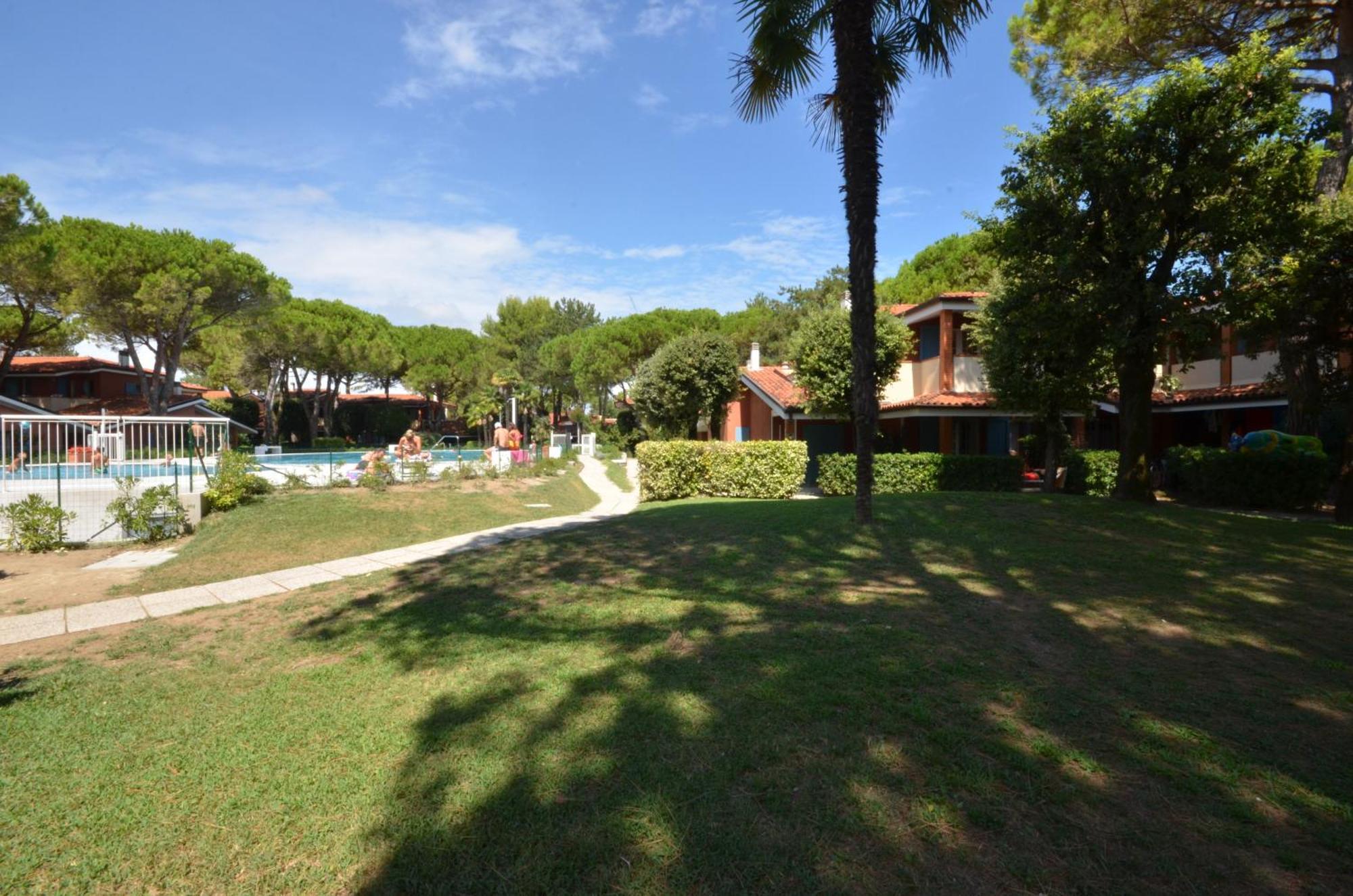 Villaggio Euro Residence Club Bibione Extérieur photo